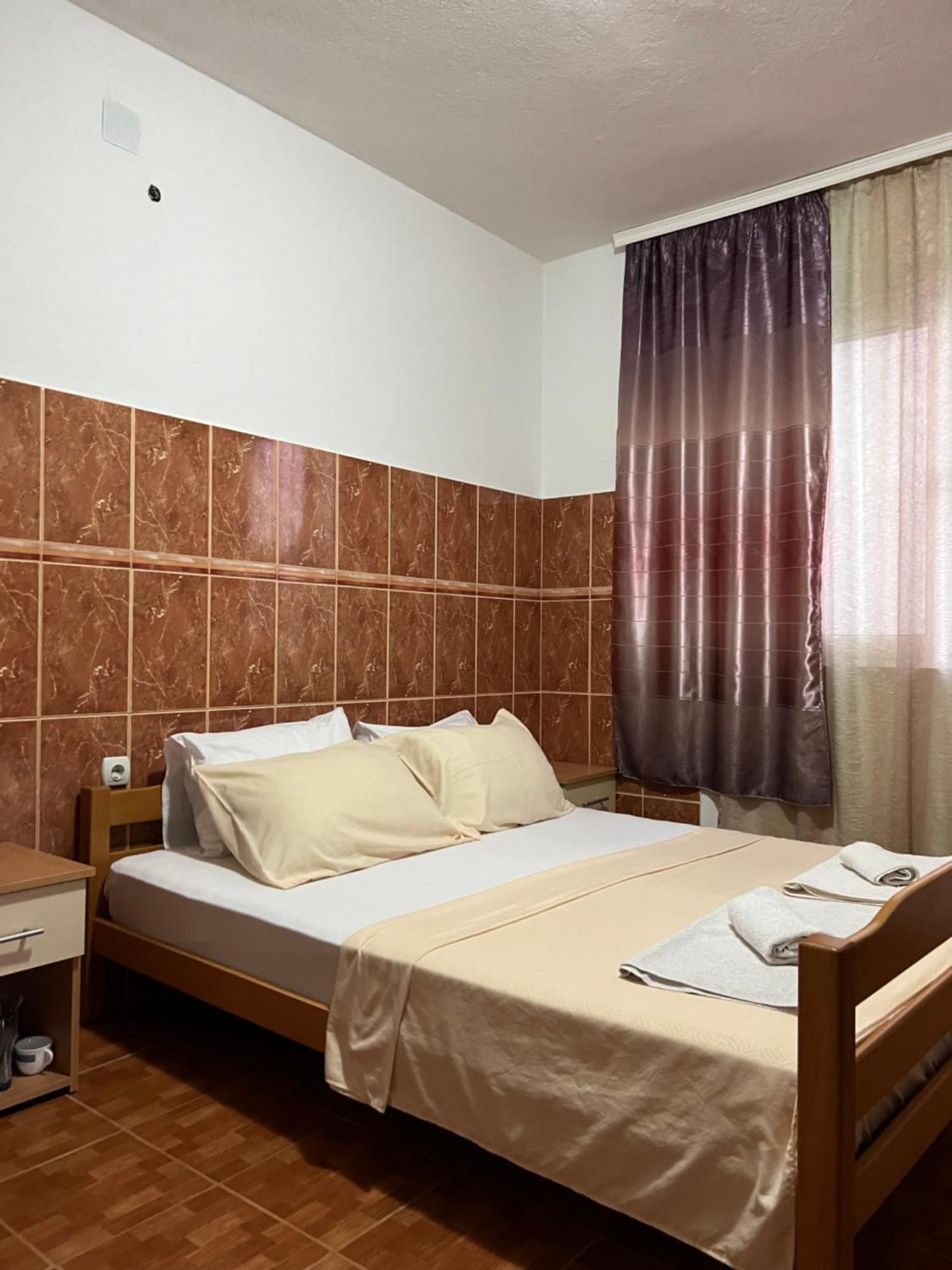 Apartments Fat E Jet - Pool & Breakfast ウルツィニ エクステリア 写真