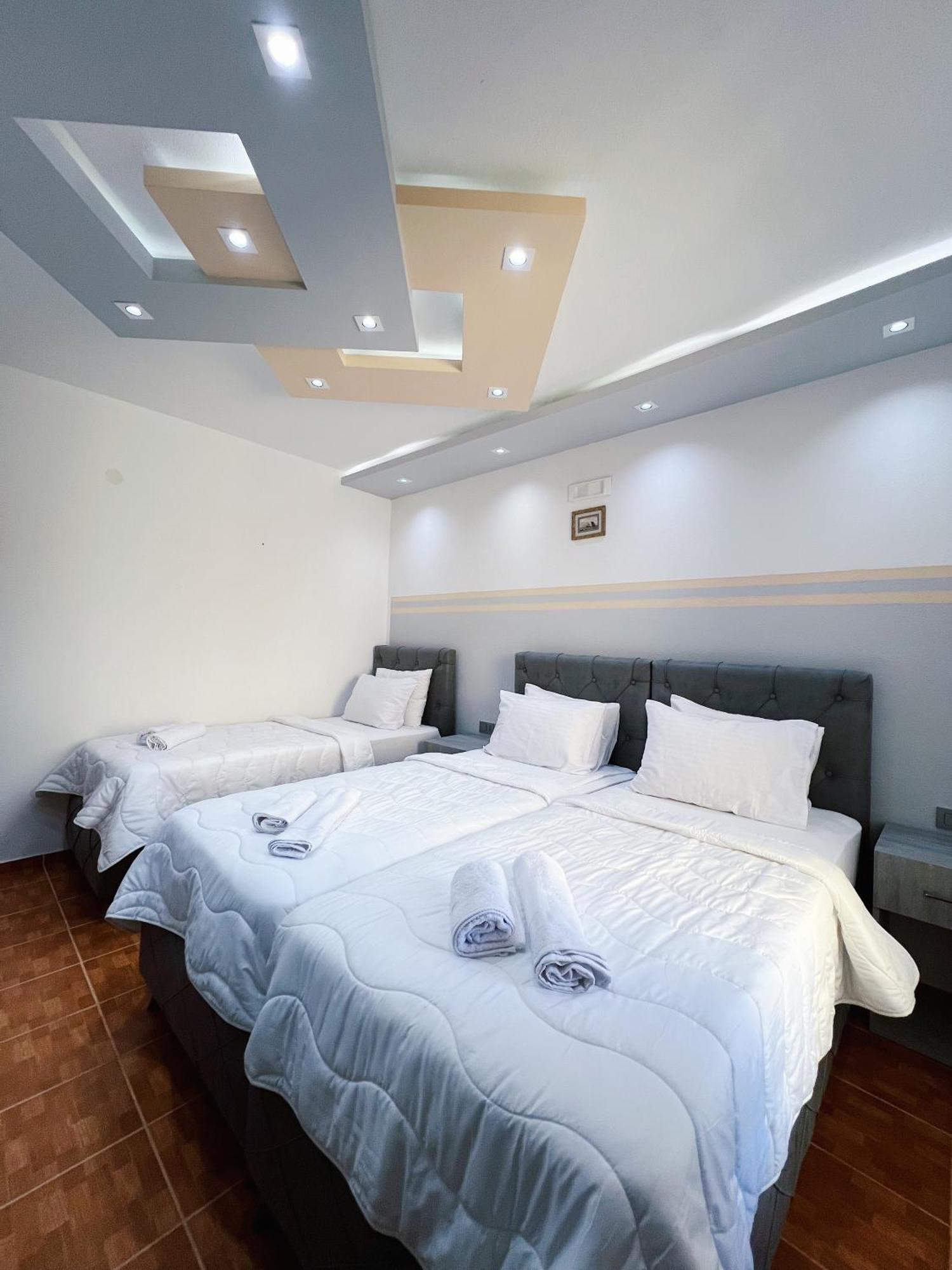 Apartments Fat E Jet - Pool & Breakfast ウルツィニ エクステリア 写真